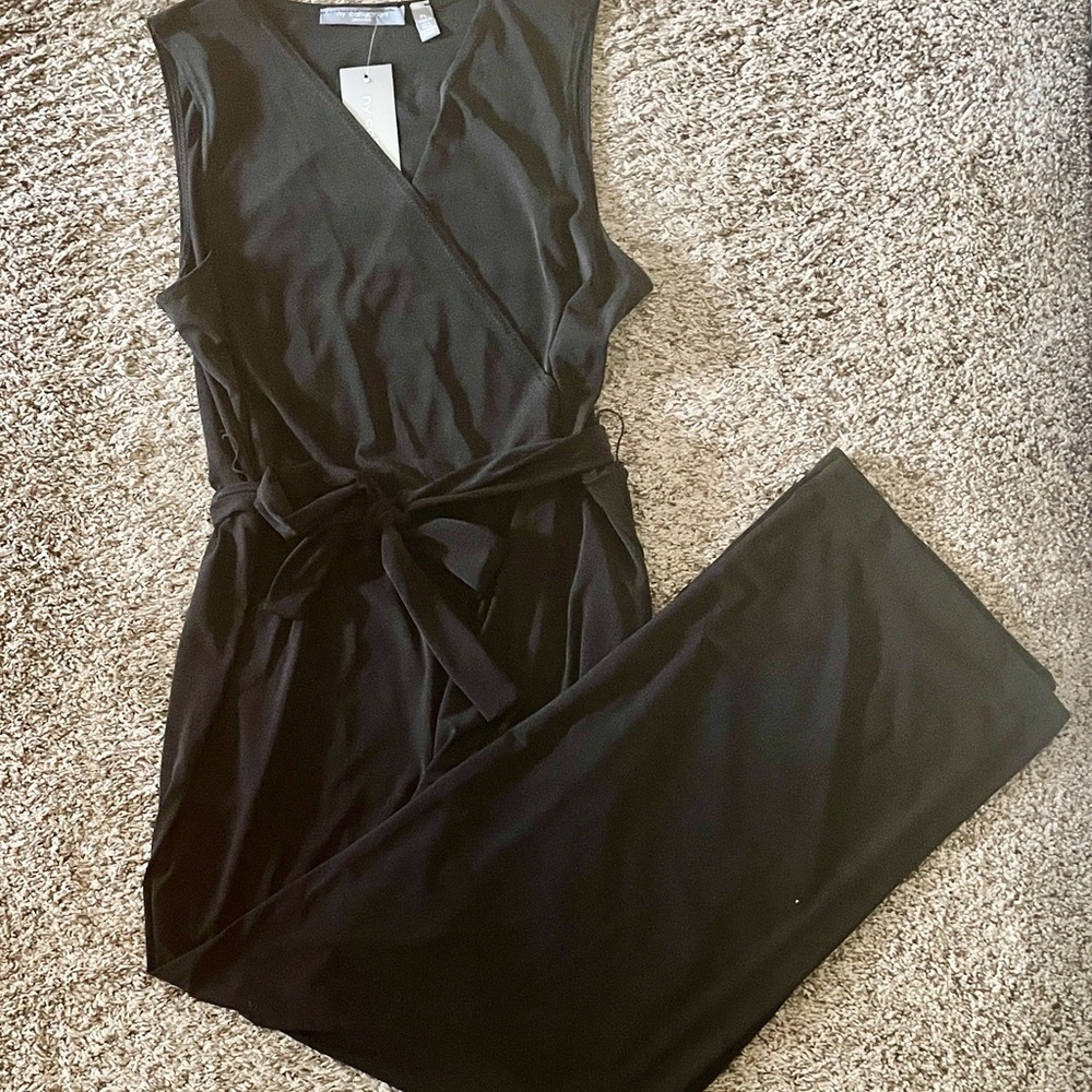 Black Sleeveless Jumpsuit- Petite Large